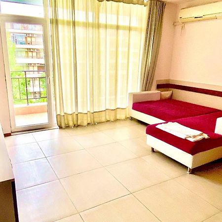 סאני ביץ' Grand Kamelia Holiday Complex מראה חיצוני תמונה