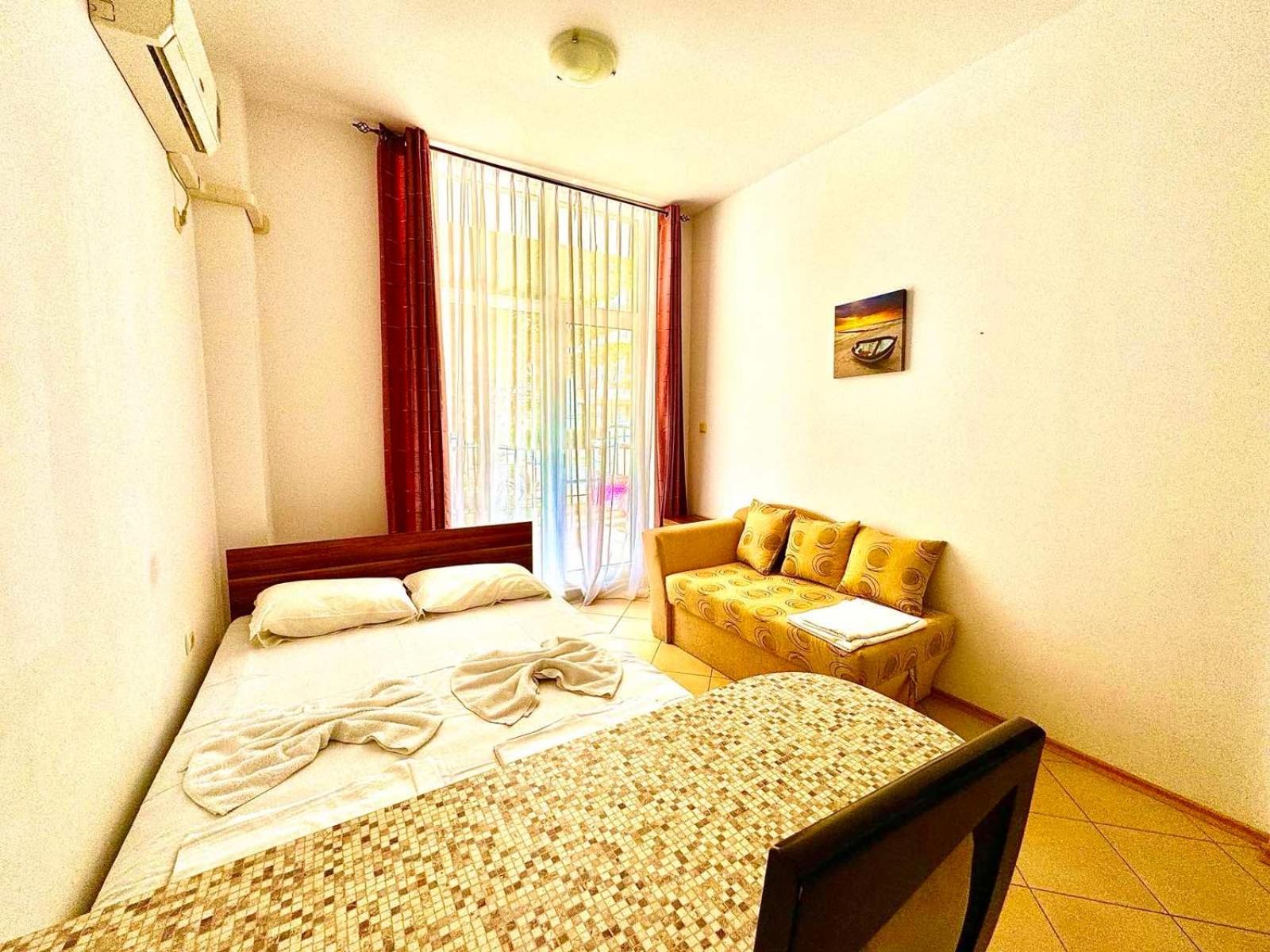 סאני ביץ' Grand Kamelia Holiday Complex מראה חיצוני תמונה
