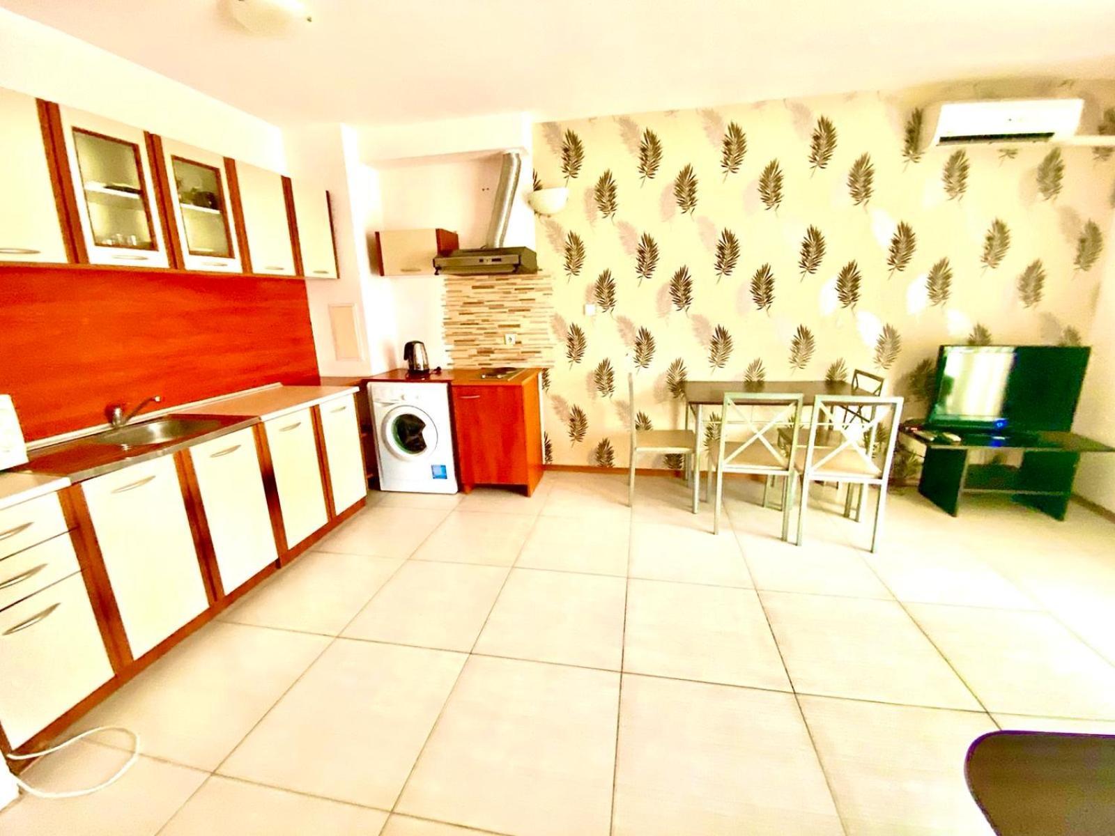 סאני ביץ' Grand Kamelia Holiday Complex מראה חיצוני תמונה
