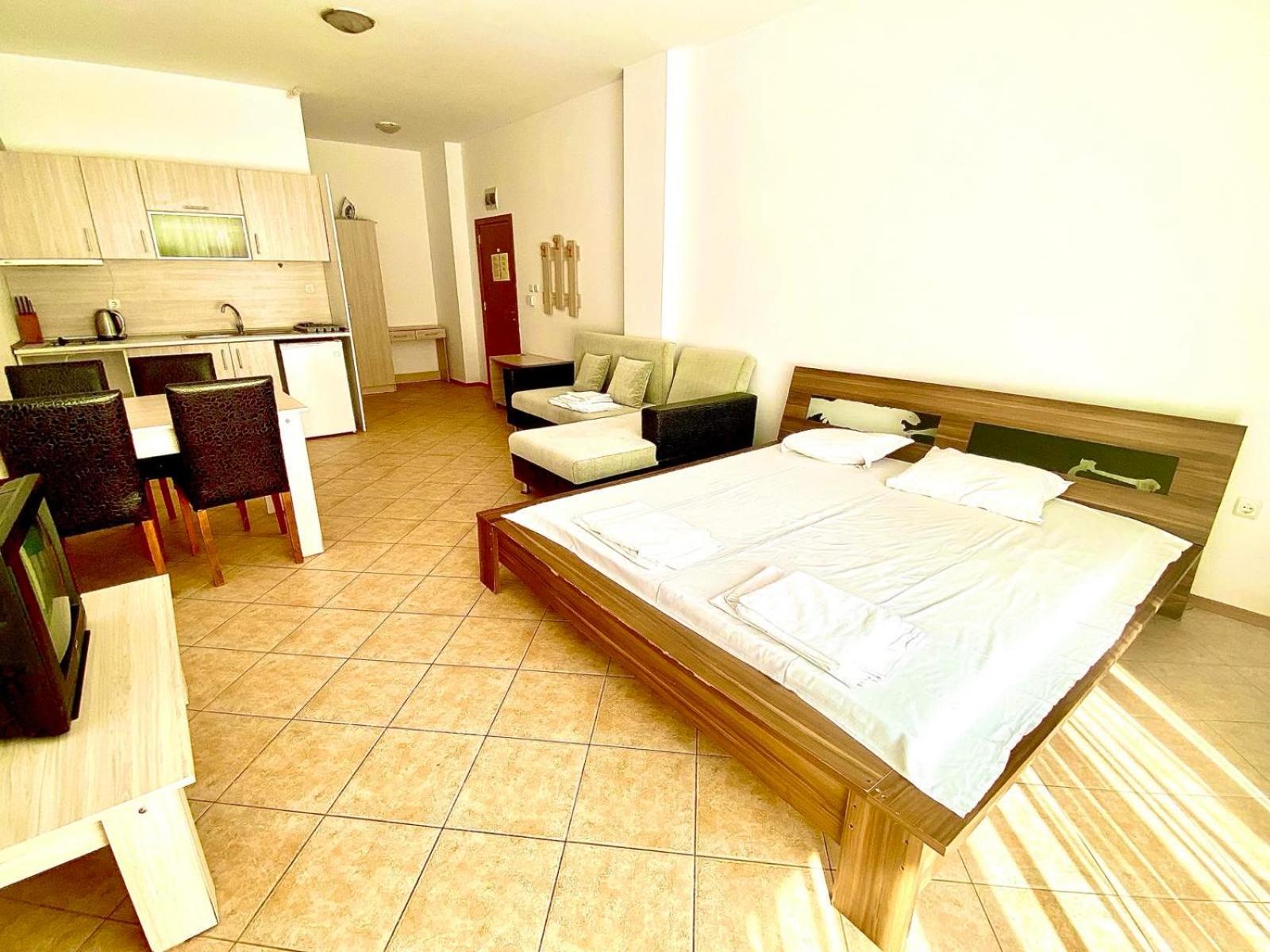 סאני ביץ' Grand Kamelia Holiday Complex מראה חיצוני תמונה