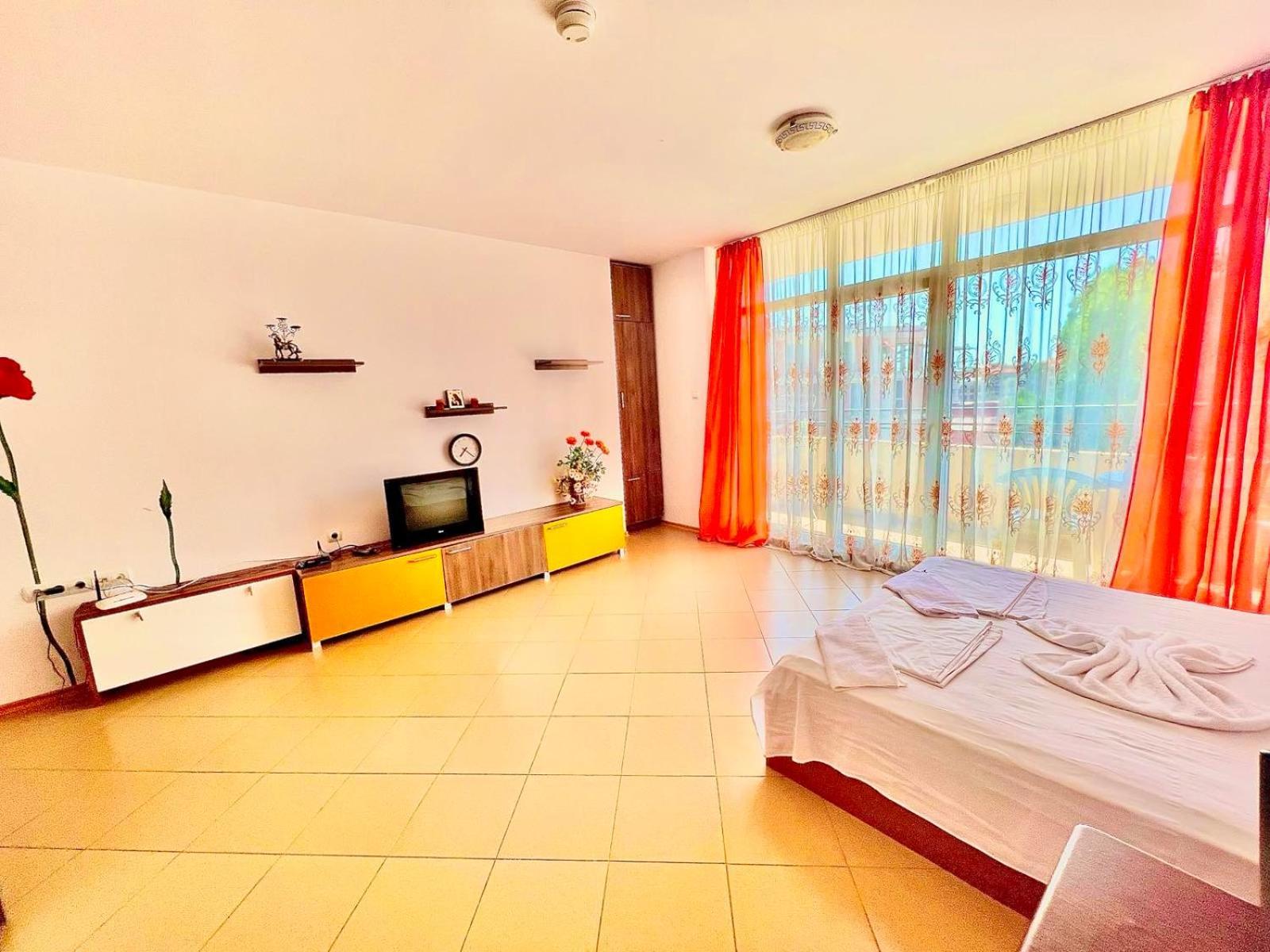סאני ביץ' Grand Kamelia Holiday Complex מראה חיצוני תמונה