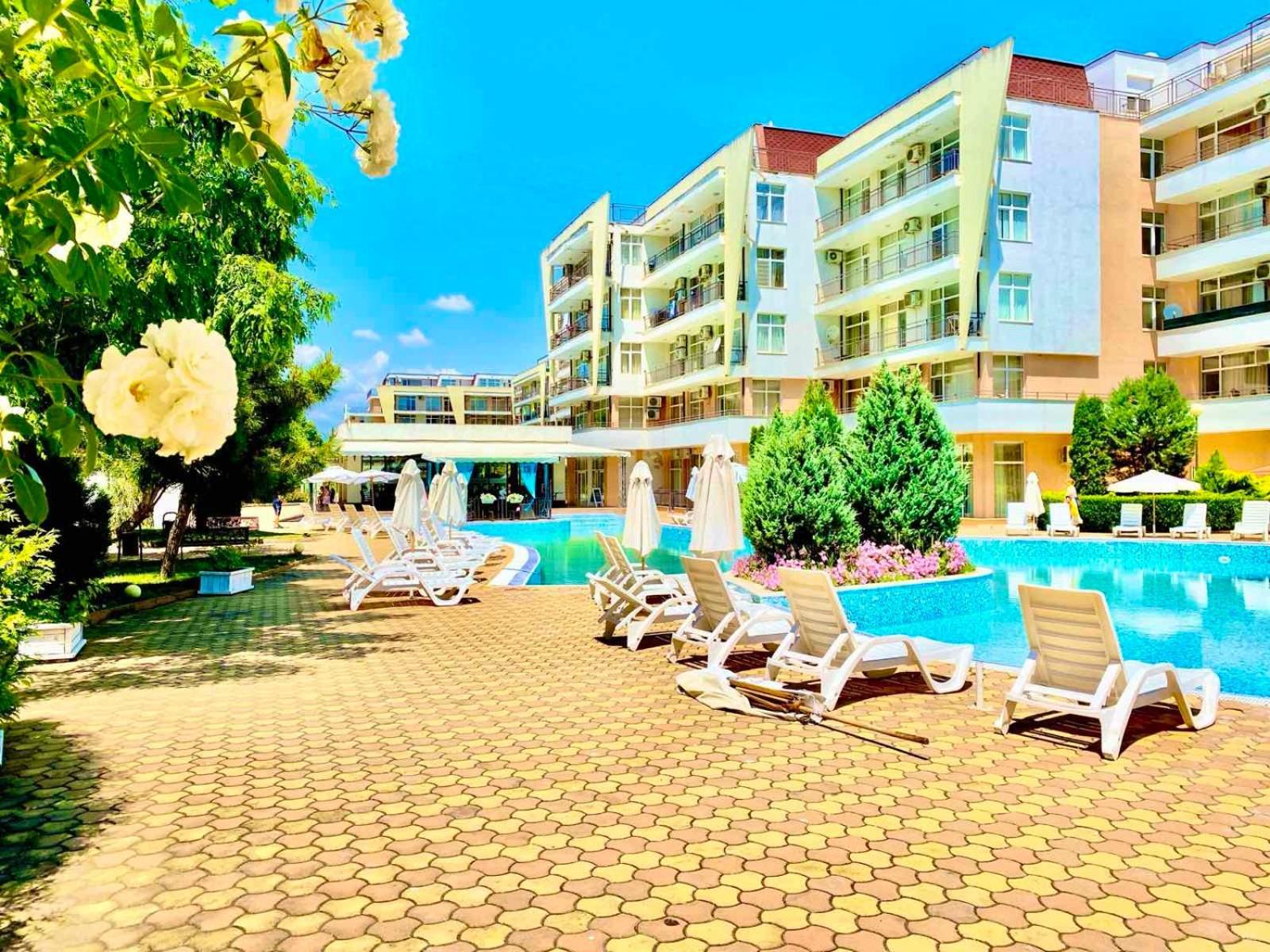 סאני ביץ' Grand Kamelia Holiday Complex מראה חיצוני תמונה