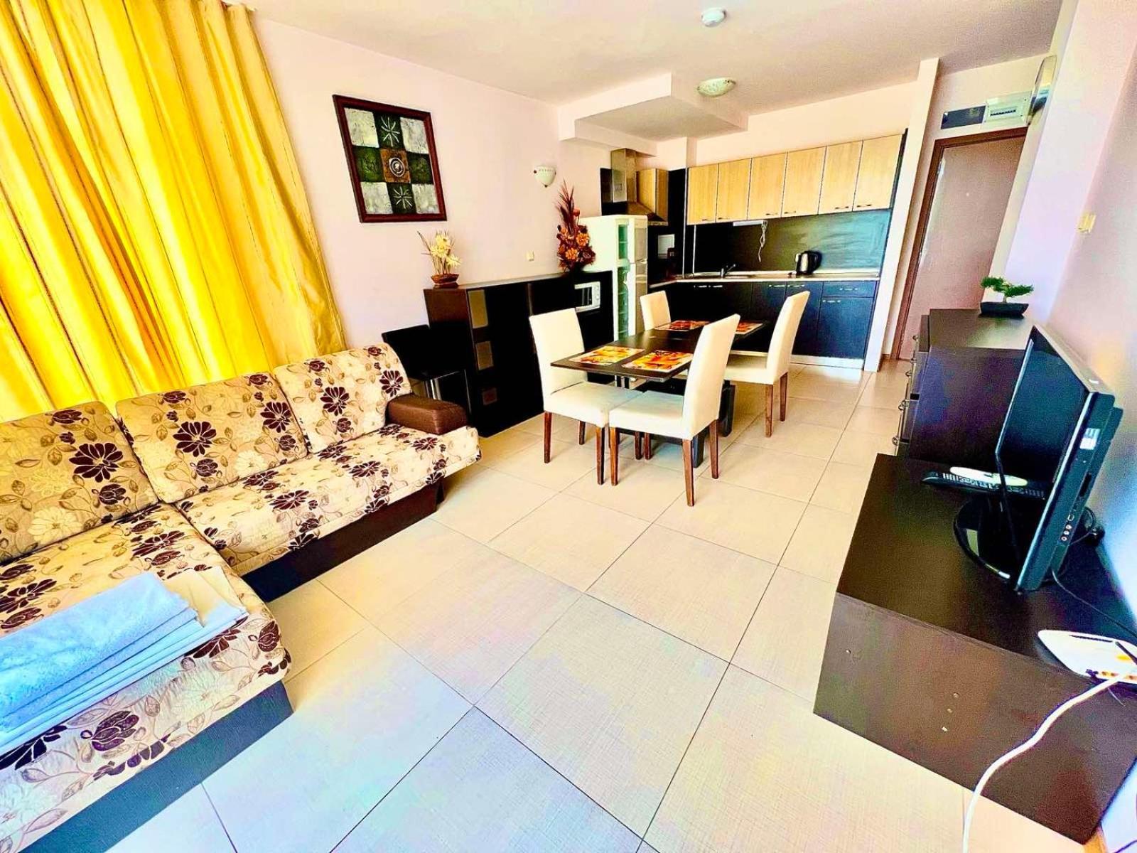סאני ביץ' Grand Kamelia Holiday Complex מראה חיצוני תמונה